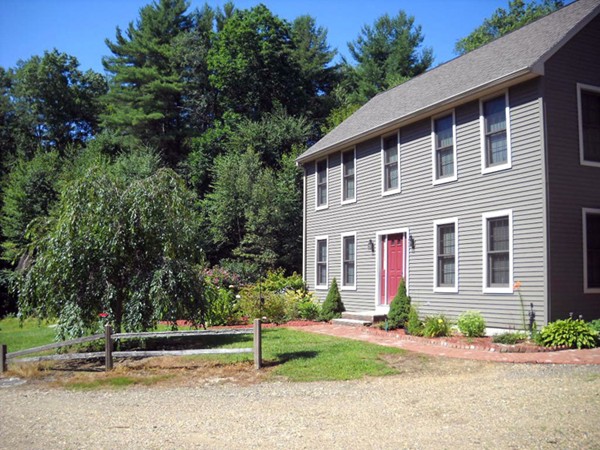 249 Glen Valley Road Petersham, MA 01366 - Photo 4 of 28 a front view of a house with garden