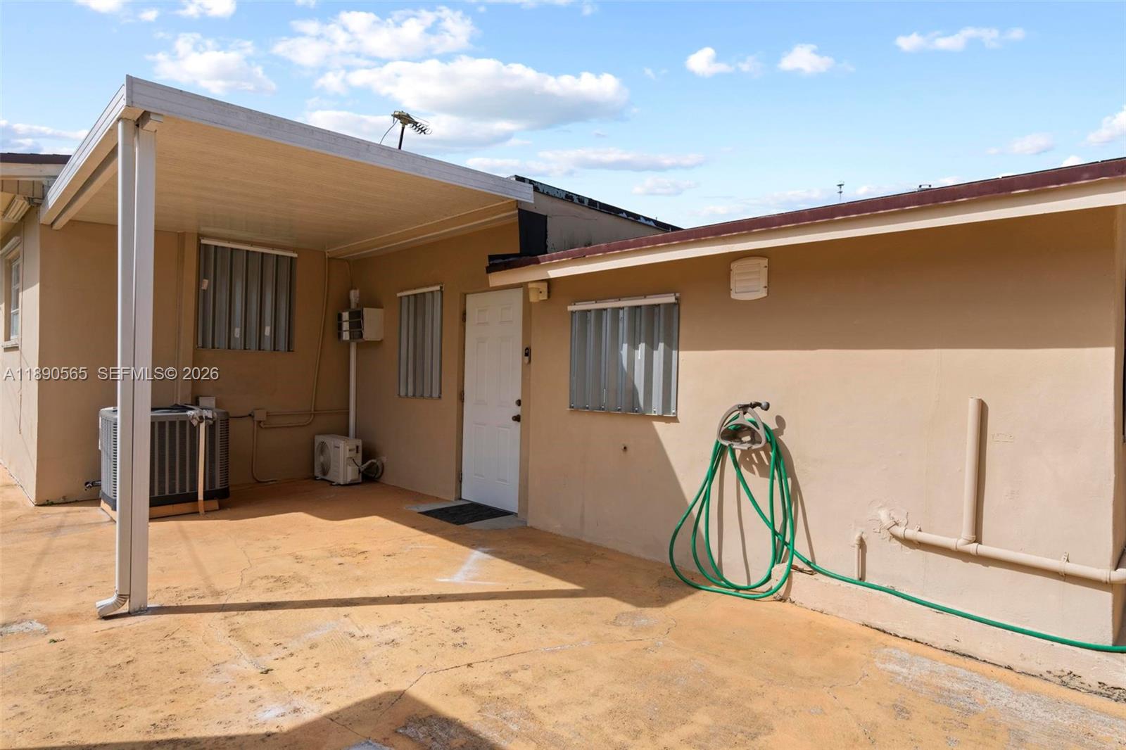 5633 Southwest 40th Street West Park, FL 33023 - Photo 19 of 29