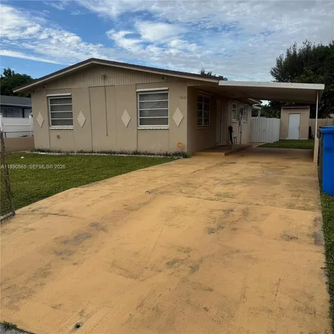 $2,400 | 5633 Southwest 40th Street, West Park, FL 33023