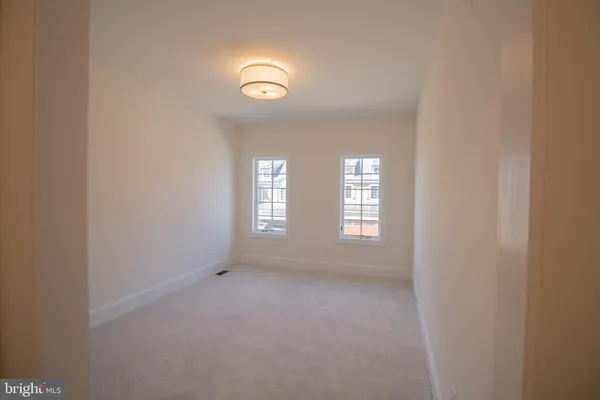 a view of empty room with window