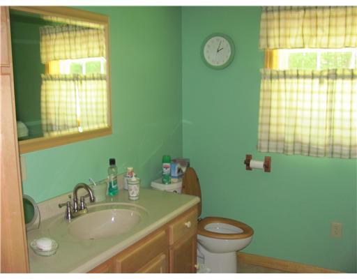 155 Frost Hill Road Norway, ME 04268 - Photo 13 of 18 Bathroom.