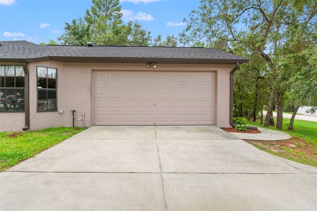 8330 Cockatoo Road Weeki Wachee, FL 34613 - Photo 25 of 27
