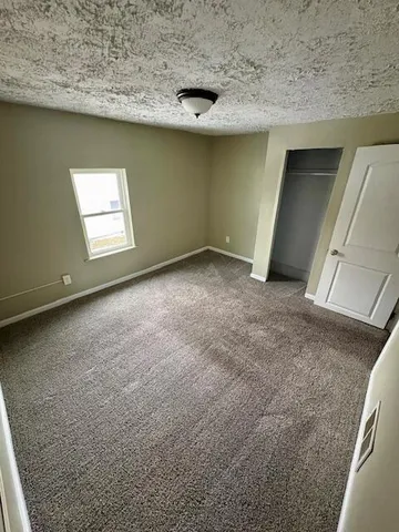 $1,250 | 148 Beyne Street, Unit 2, Mount Clemens, MI 48043