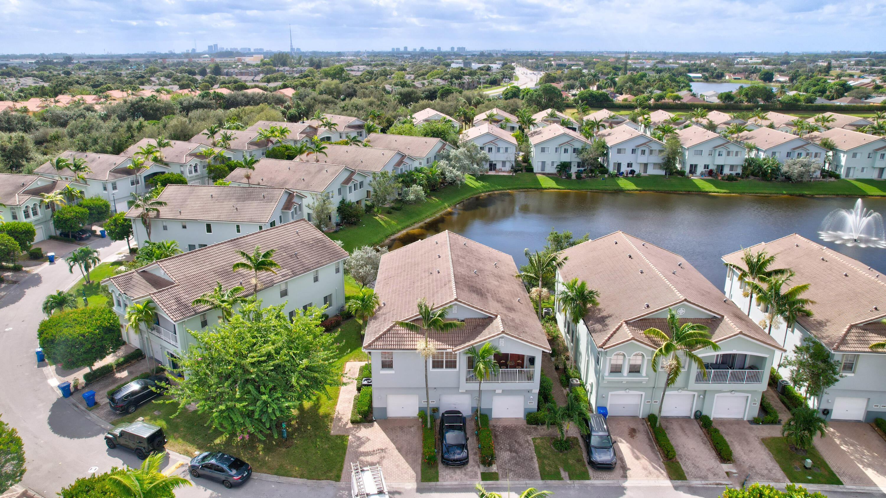 3258 Laurel Ridge Circle Riviera Beach, FL 33404 - Photo 26 of 27 Aerial