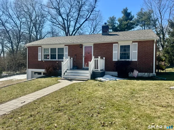 $459,000 | 9 2nd Avenue, Old Saybrook, CT 06475