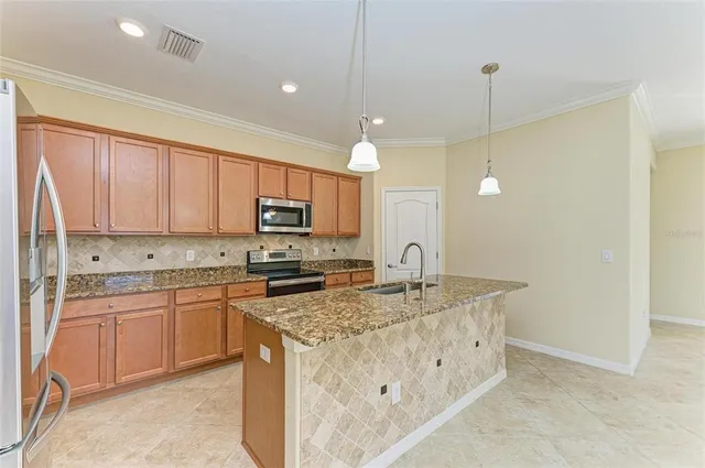$589,900 | 7140 Marsh View Terrace, Bradenton, FL 34212