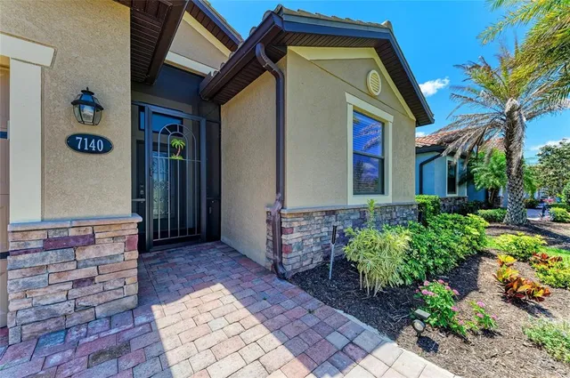 $589,900 | 7140 Marsh View Terrace, Bradenton, FL 34212
