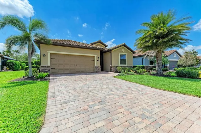 $589,900 | 7140 Marsh View Terrace, Bradenton, FL 34212