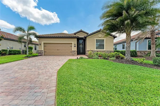 $589,900 | 7140 Marsh View Terrace, Bradenton, FL 34212