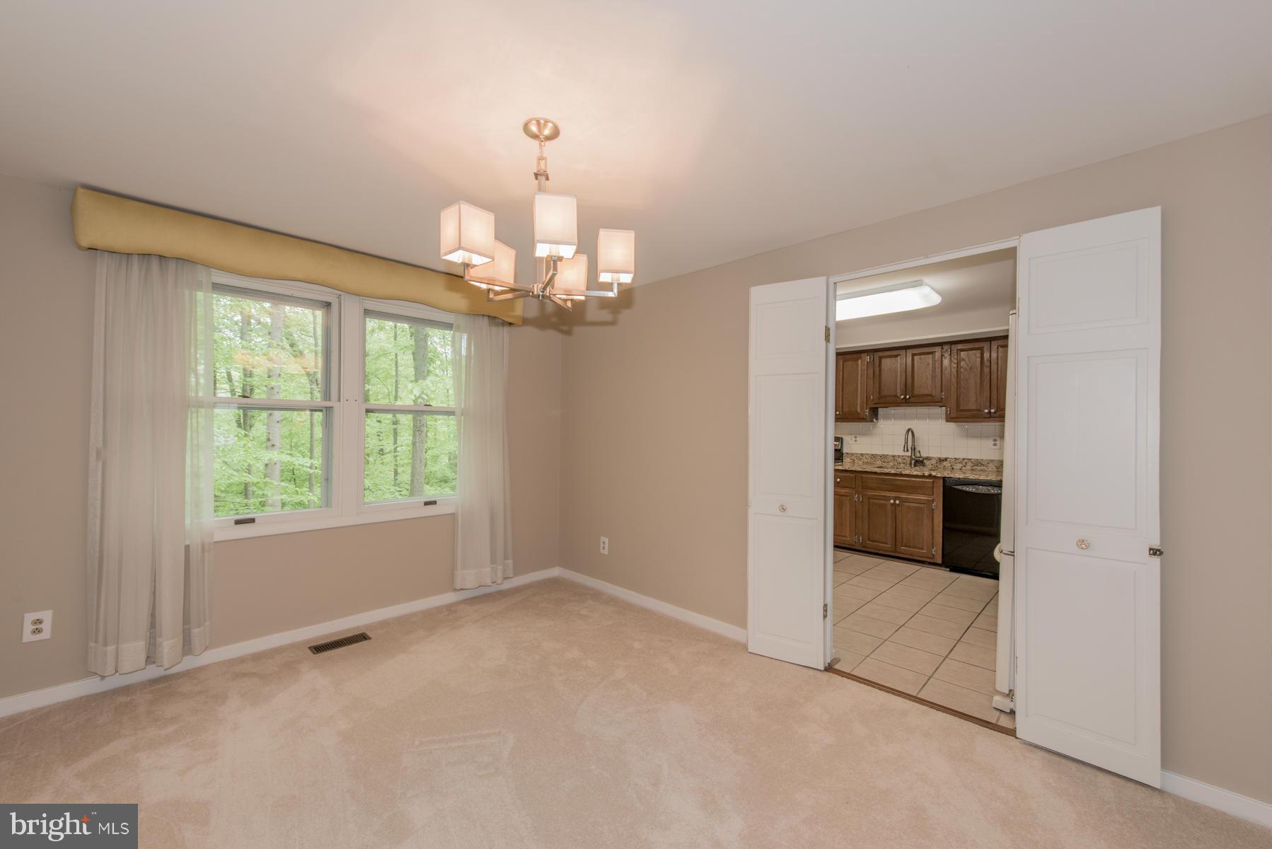 5990 Jacobs Ladder Columbia, MD 21045 - Photo 10 of 28 Dining Room