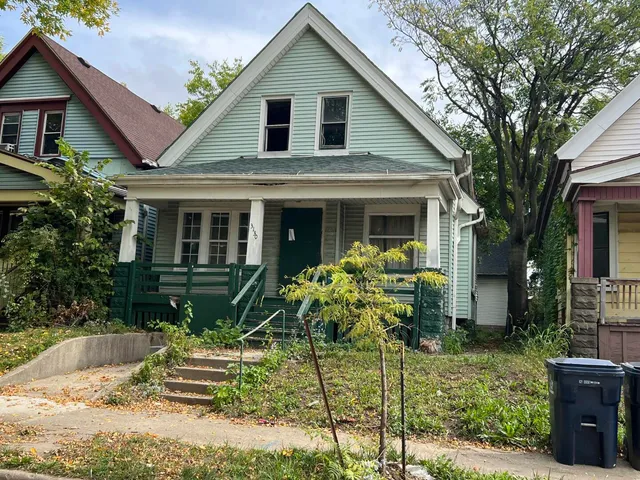 $24,600 | 3130 North 33rd Street, Milwaukee, WI 53216