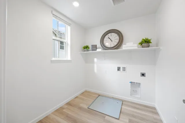 $1,164,990 | 3775 Castro Valley Boulevard, Castro Valley, CA 94546