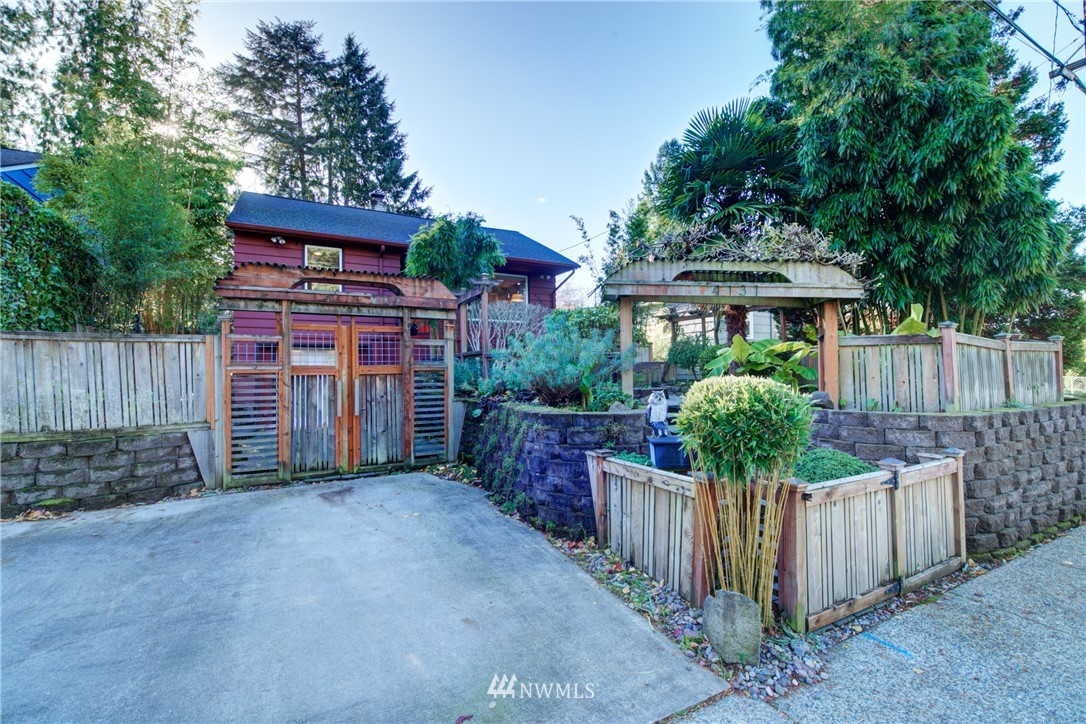 4131 Southwest Webster Street Seattle, WA 98136 - Photo 1 of 32 Gallery Image 1