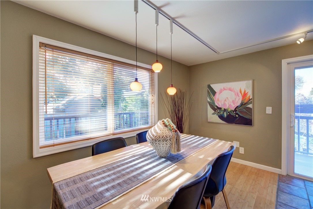 4131 Southwest Webster Street Seattle, WA 98136 - Photo 12 of 32 Gallery Image 12