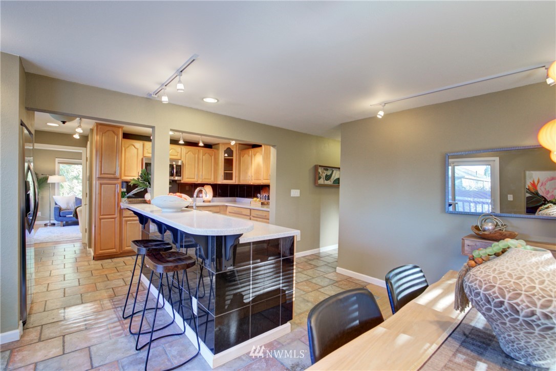 4131 Southwest Webster Street Seattle, WA 98136 - Photo 13 of 32 Gallery Image 13