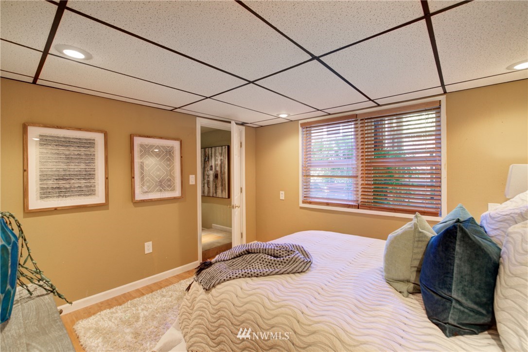 4131 Southwest Webster Street Seattle, WA 98136 - Photo 21 of 32 Gallery Image 21