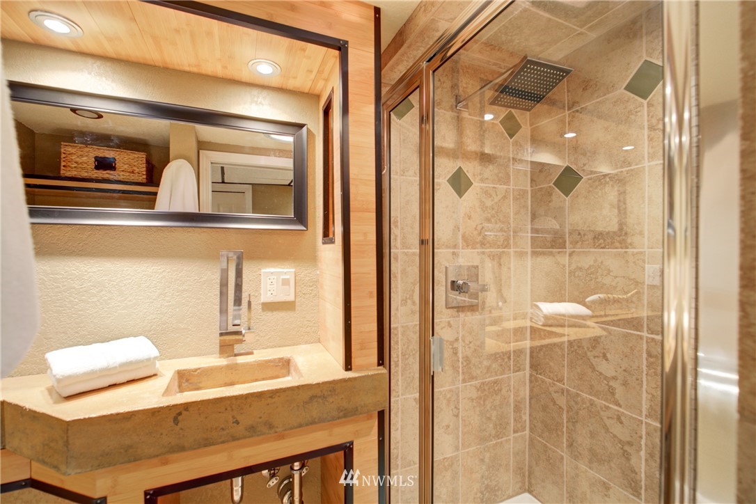 4131 Southwest Webster Street Seattle, WA 98136 - Photo 26 of 32 Gallery Image 26
