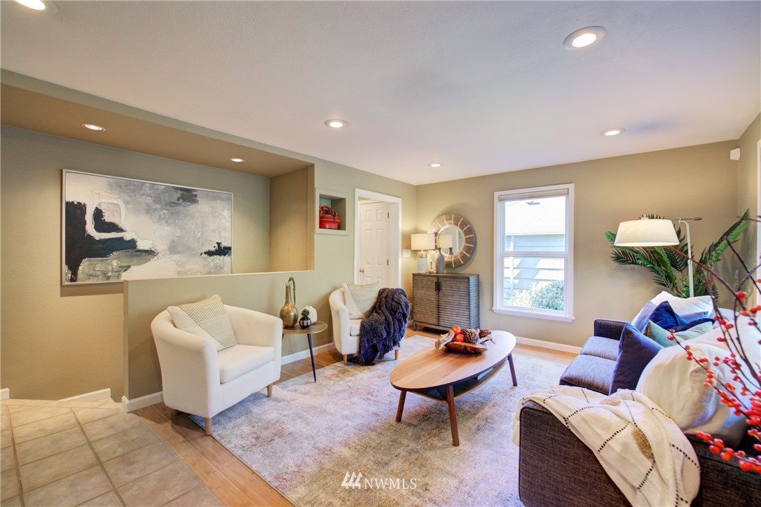 4131 Southwest Webster Street Seattle, WA 98136 - Photo 6 of 32 Gallery Image 6