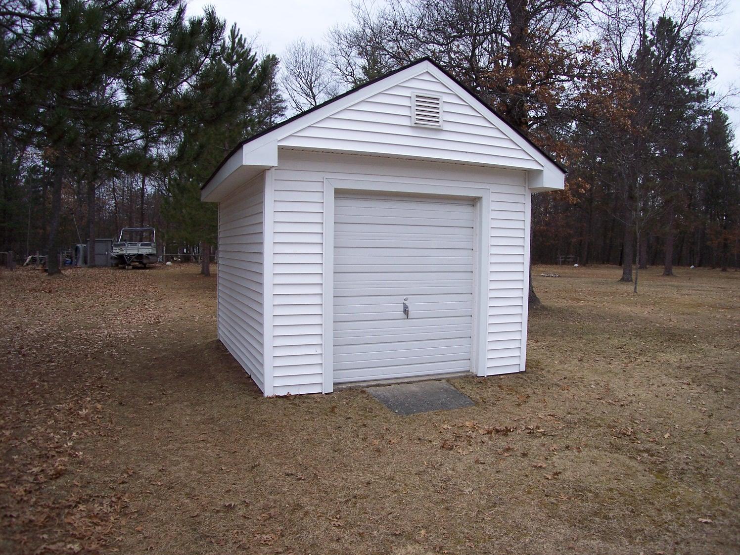 5019 Valleywood Road Lewiston, MI 49756 - Photo 6 of 21 Gallery Image 6