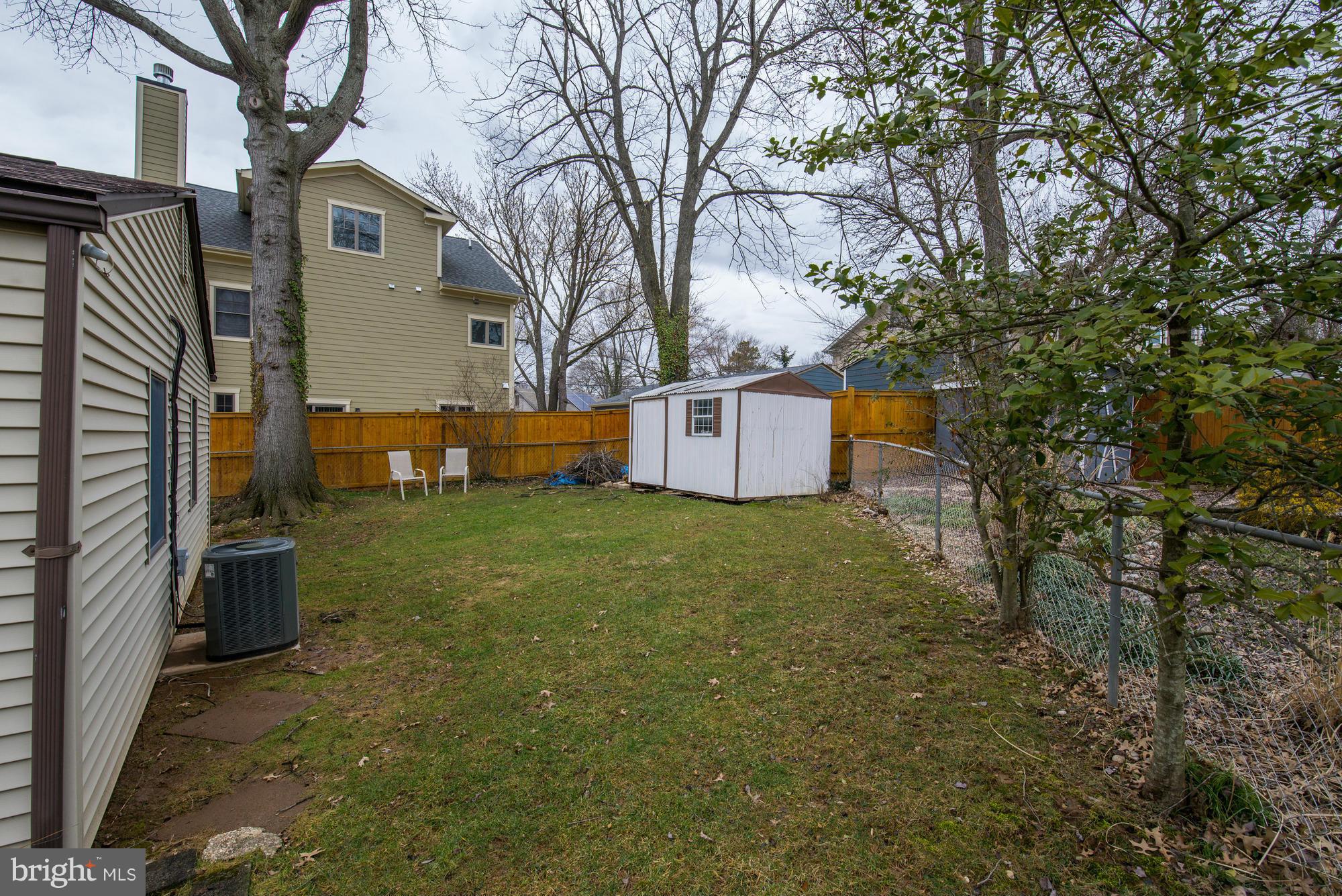 9 Webb Road, Unit 9 Cabin John, MD 20818 - Photo 16 of 22 Exterior (Rear)