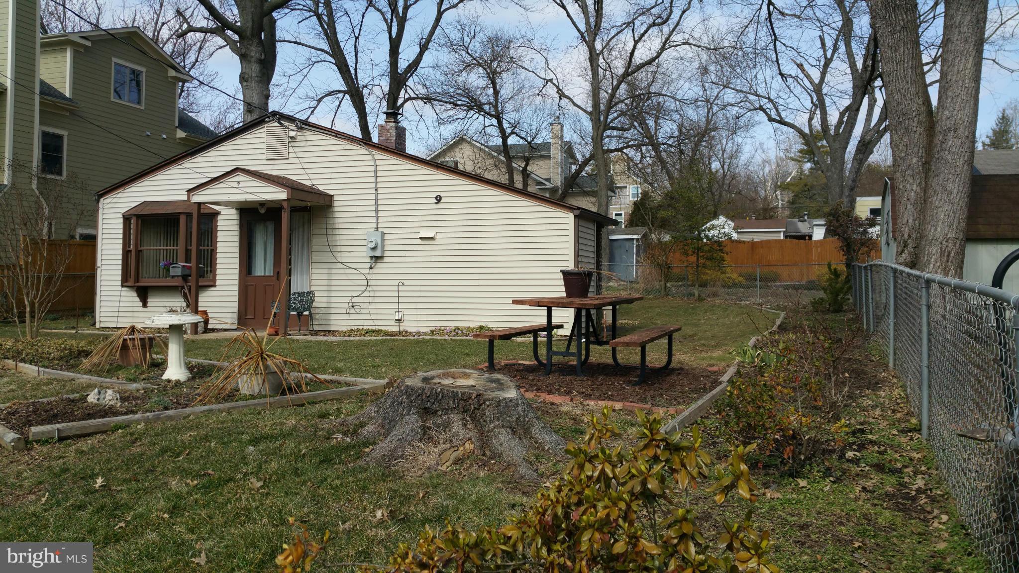9 Webb Road, Unit 9 Cabin John, MD 20818 - Photo 3 of 22 Exterior (Front)