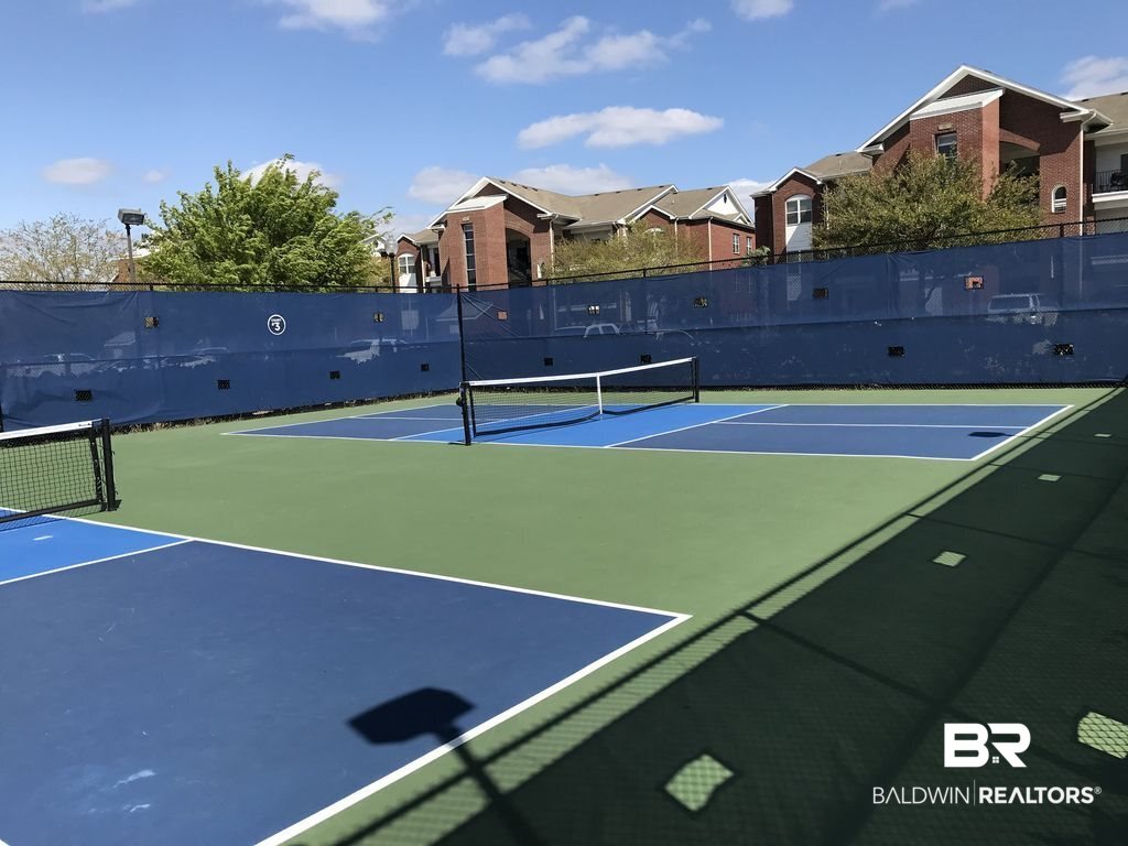 20050-3410 Oak Road East, Unit 3410 Gulf Shores, AL 36542 - Photo 41 of 50 Tennis Court