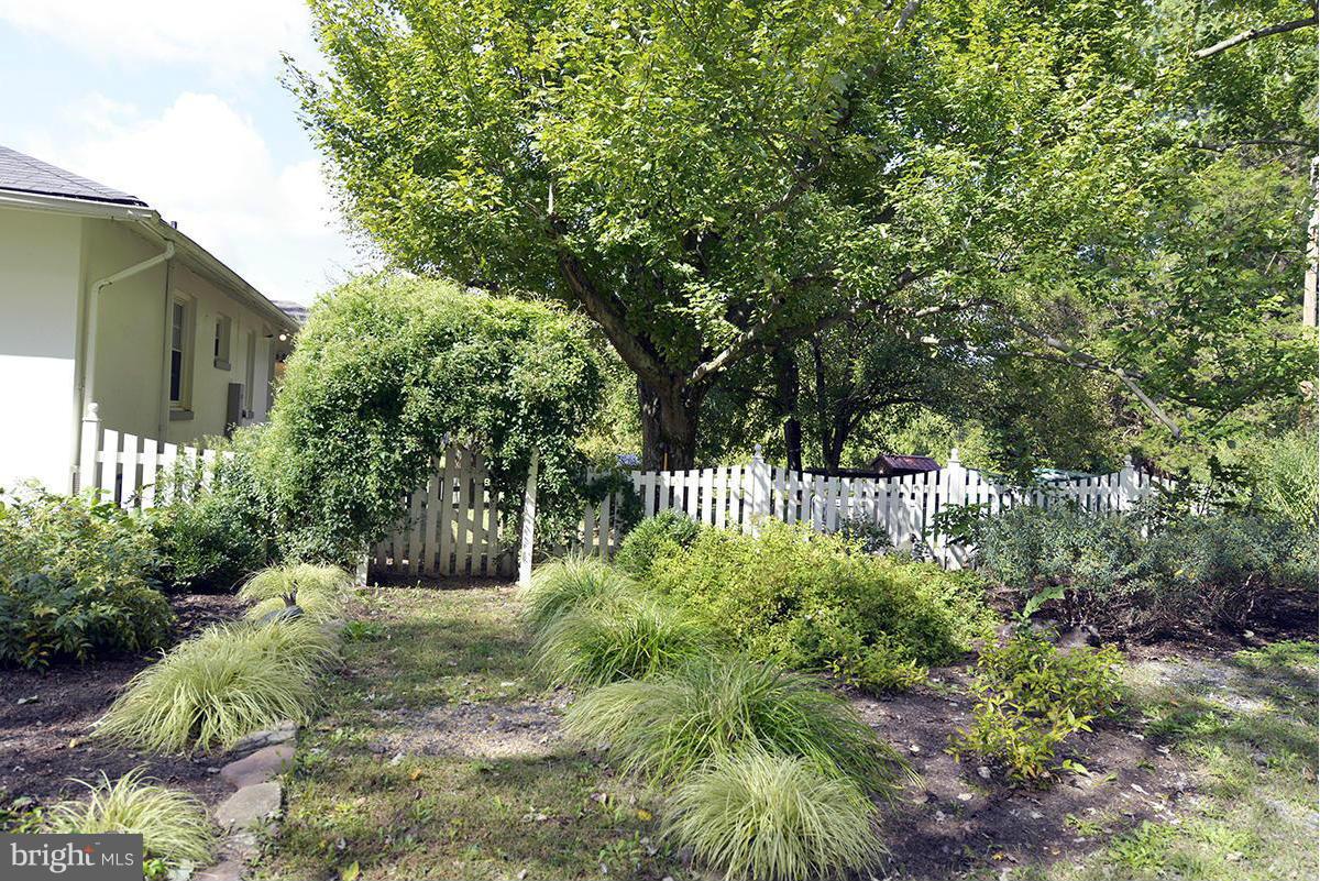 22187 Sam Fred Road Middleburg, VA 20117 - Photo 22 of 25 Exterior (General)