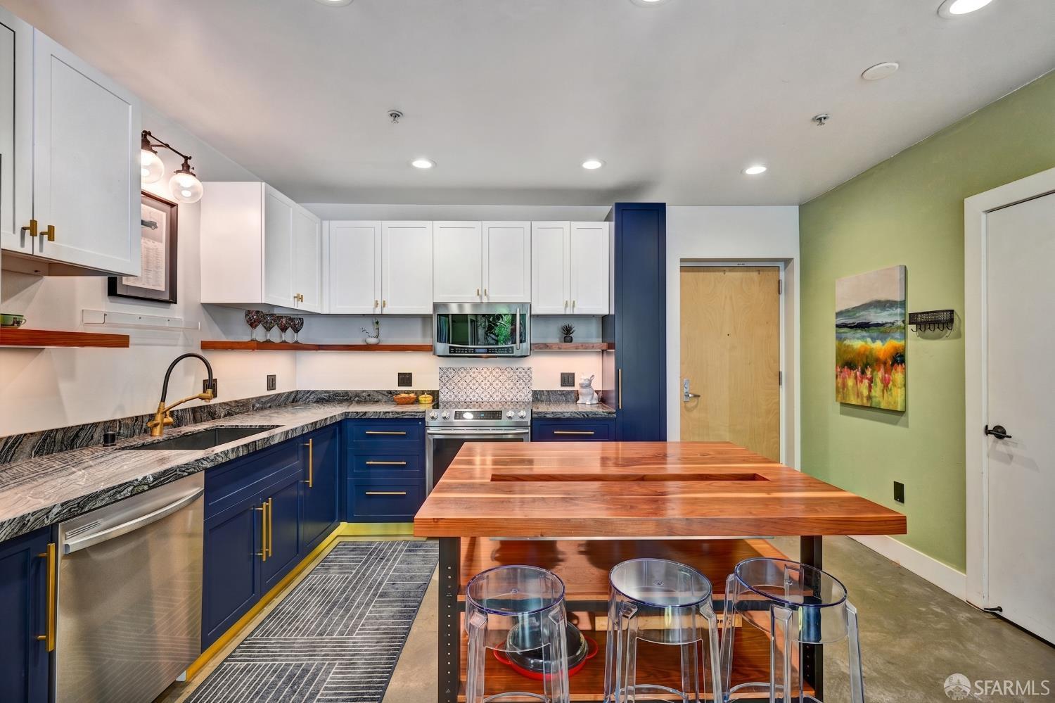 1219 Pine Street Oakland, CA 94607 - Photo 8 of 20