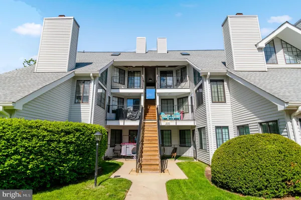 $220,000 | 1633 Carriage House Terrace, Unit D, Silver Spring, MD 20904