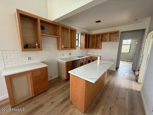 $2,700 | 1120 South Washington Street, Unit B, Lafayette, LA 70501