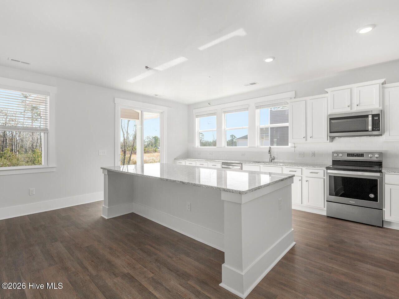 577 High Ridge Road, Unit LOT 117 Leland, NC 28451 - Photo 8 of 24 4 - Similar to