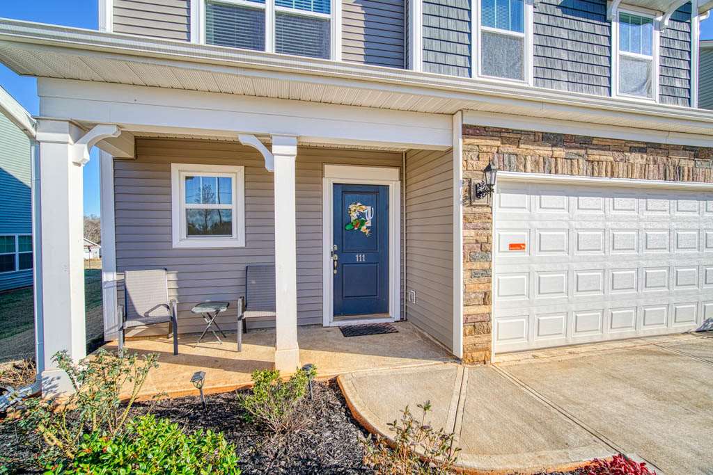 111 Eventine Way Boiling Springs, SC 29316 - Photo 3 of 35 Gallery Image 3