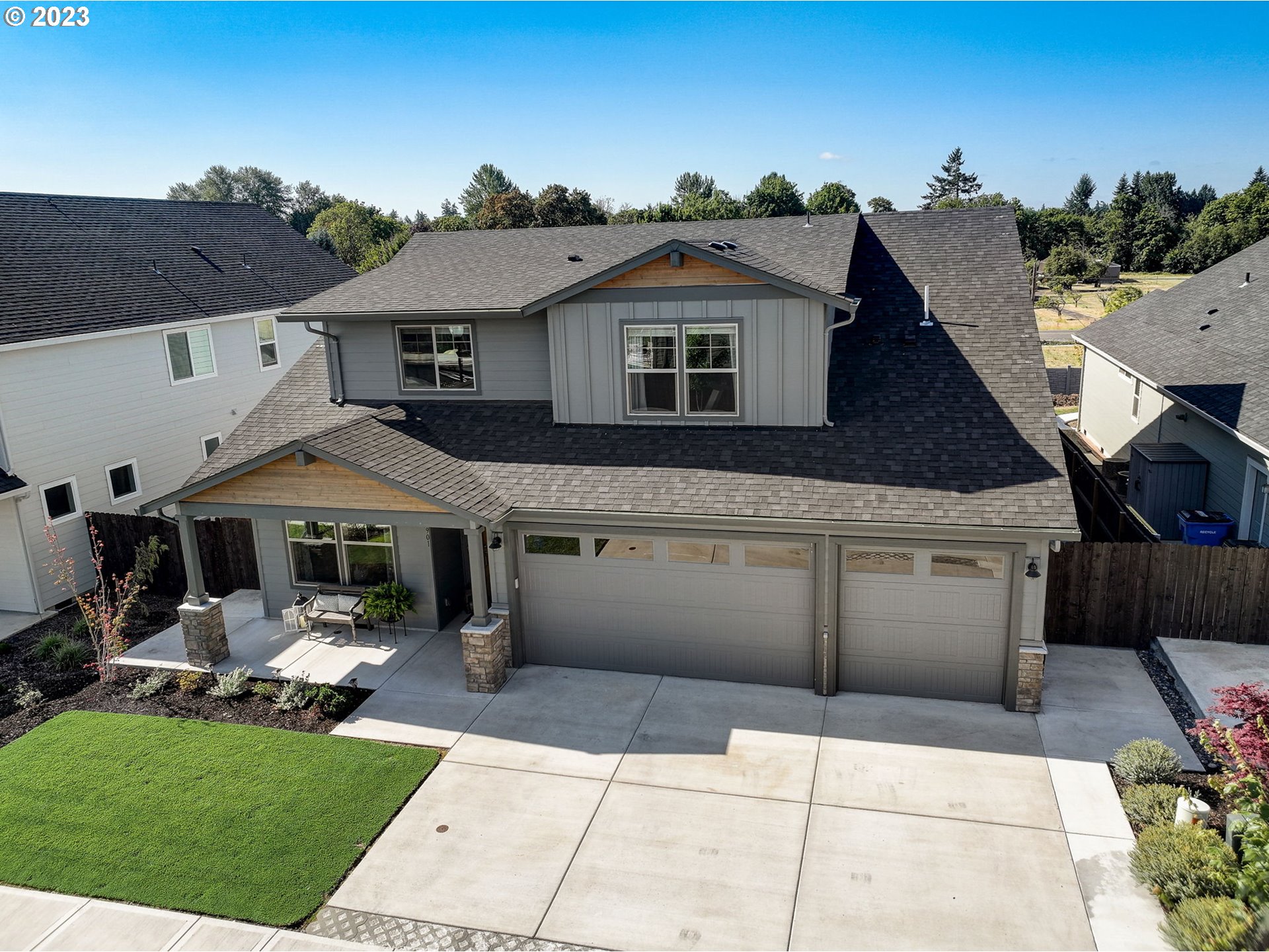 901 South Goose Loop Ridgefield, WA 98642 - Photo 3 of 36