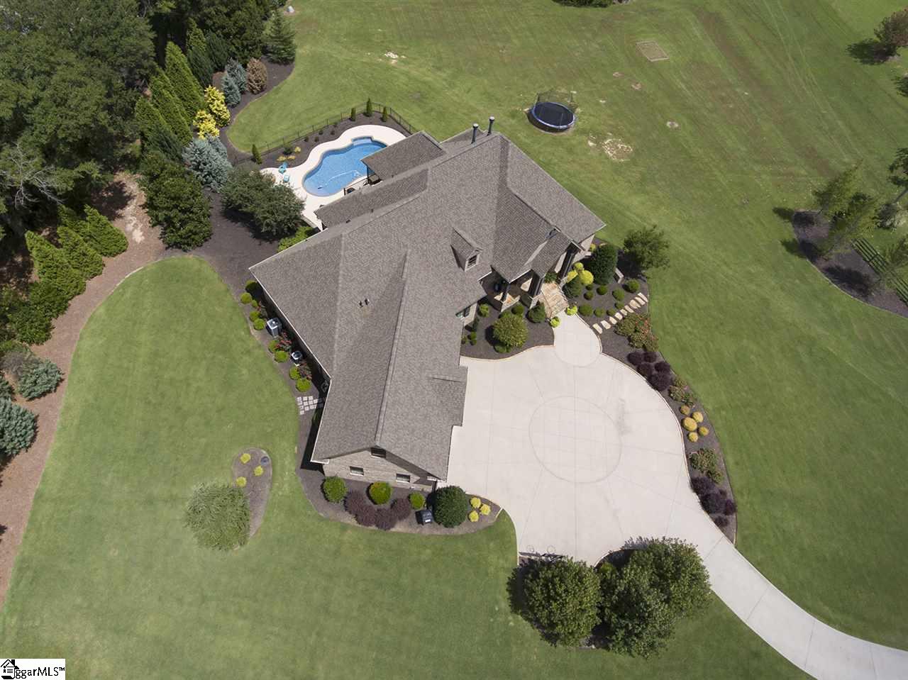 140 Cooper Lake Road Simpsonville, SC 29681 - Photo 4 of 36 Gallery Image 4