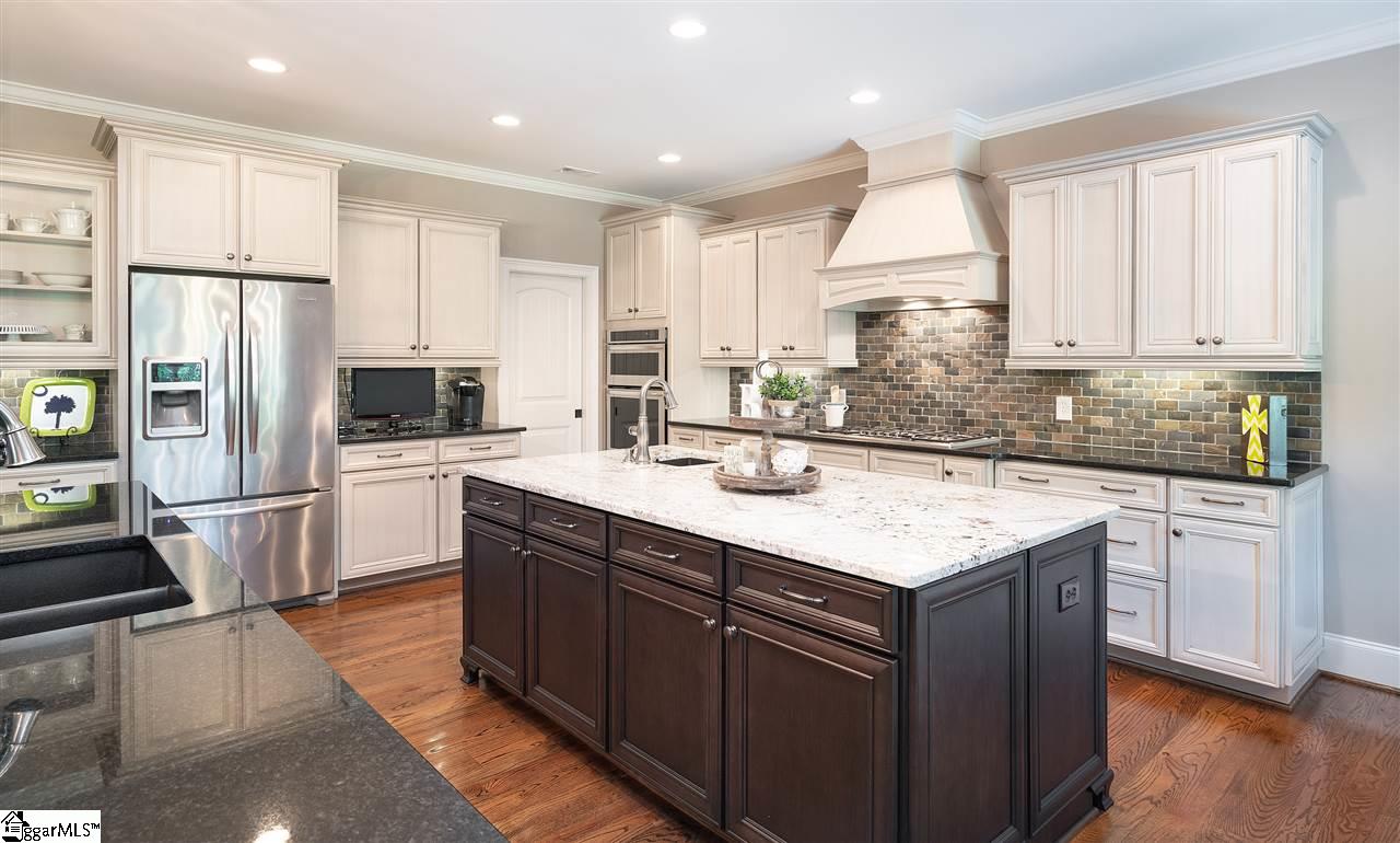 140 Cooper Lake Road Simpsonville, SC 29681 - Photo 10 of 36 Gallery Image 10