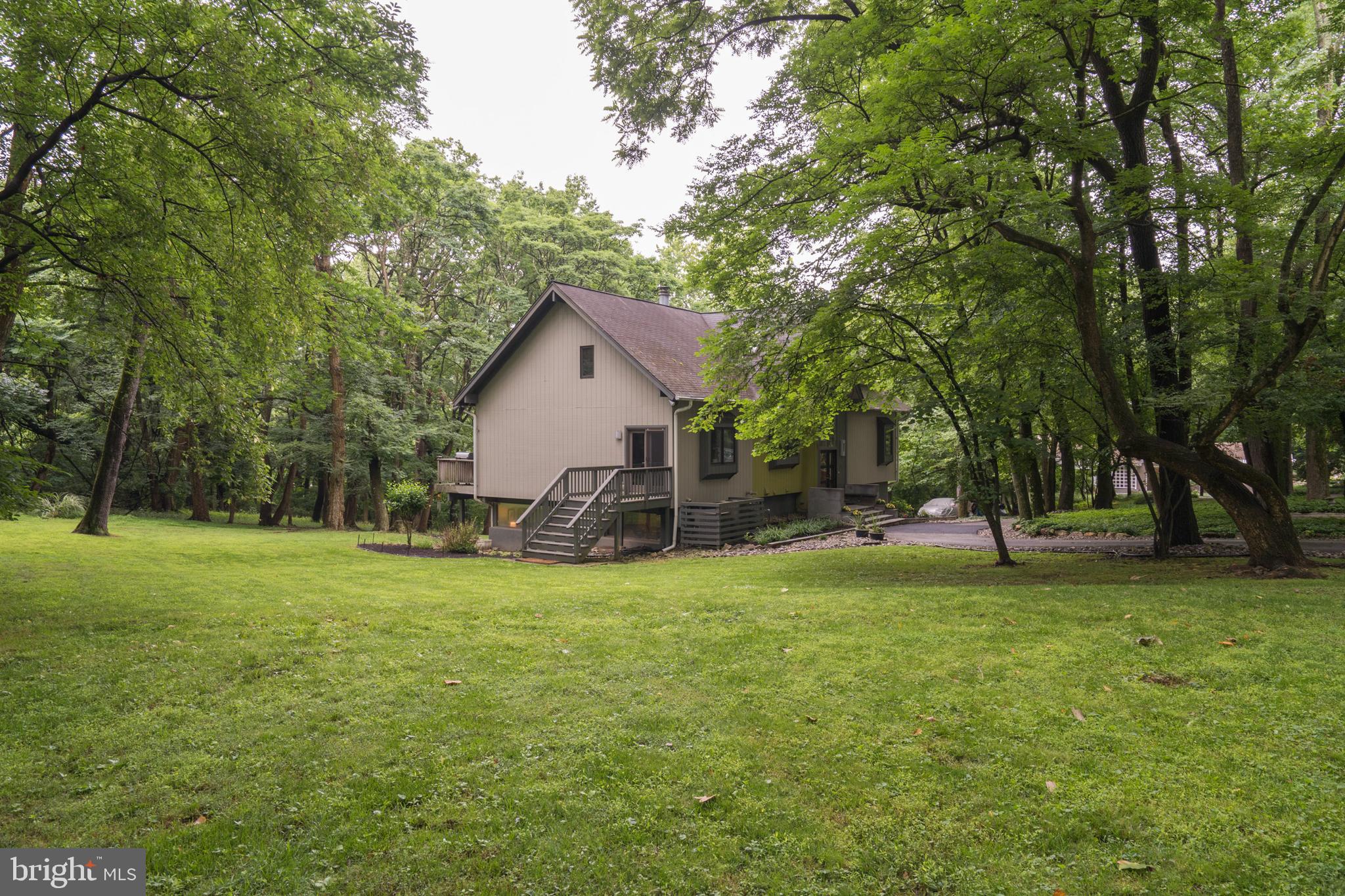 80 Fairview Road Penn Valley, PA 19072 - Photo 5 of 47 Side view