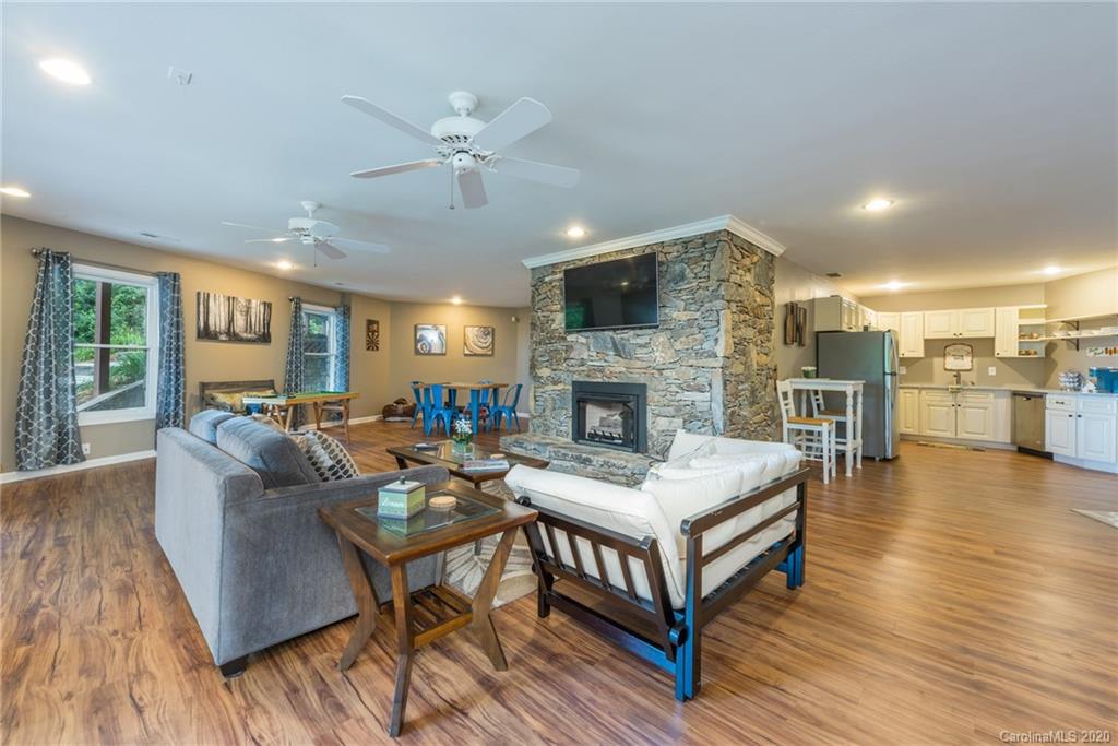 125 Winding Ridge Road Asheville, NC 28803 - Photo 20 of 46 Gallery Image 20