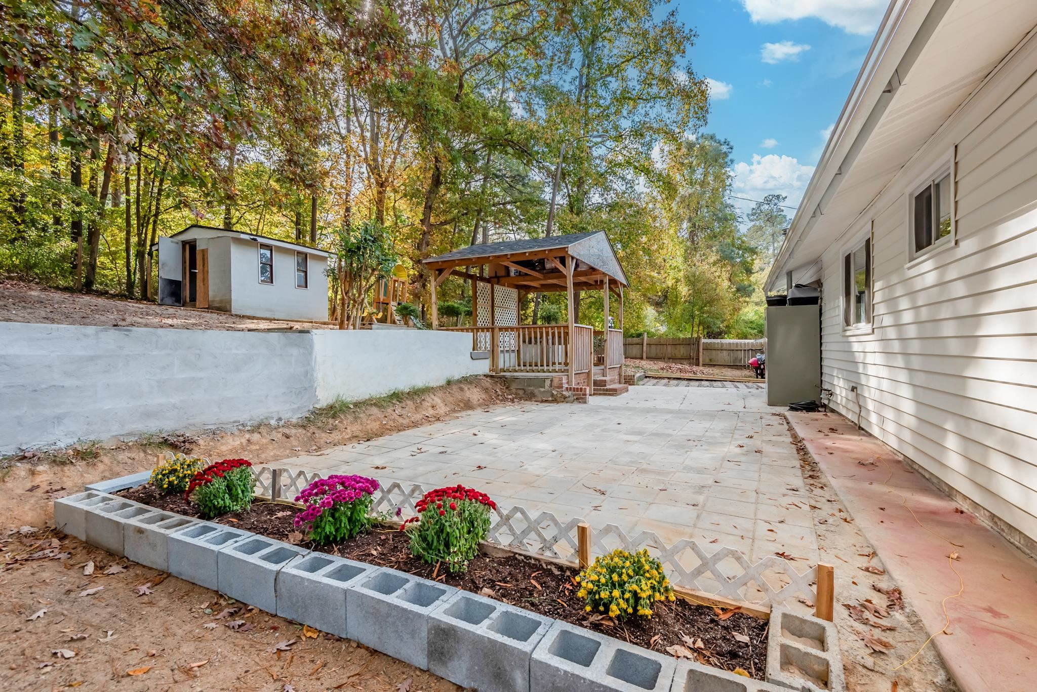 2105 Crawford Road Raleigh, NC 27610 - Photo 25 of 28