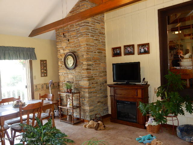 235 Meador Mt Road Shepherdsville, KY 40165 - Photo 4 of 31 007