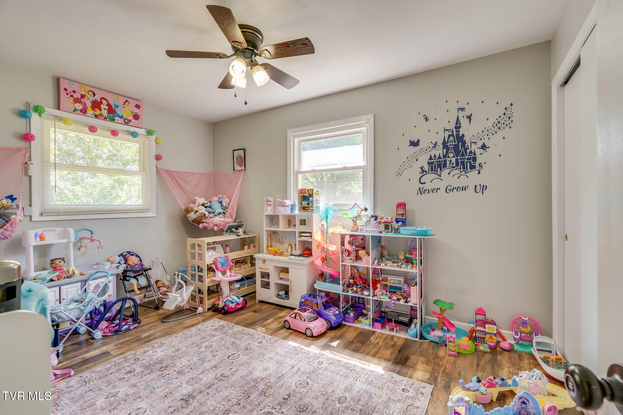 2029 Gregory Road Kingsport, TN 37665 - Photo 14 of 31 013