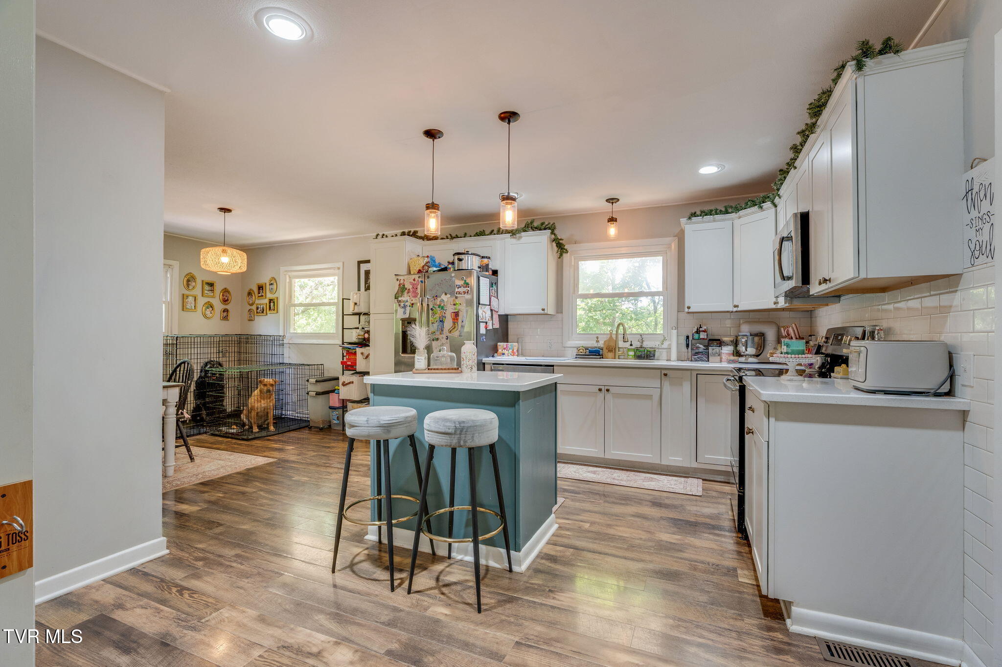 2029 Gregory Road Kingsport, TN 37665 - Photo 8 of 31 007