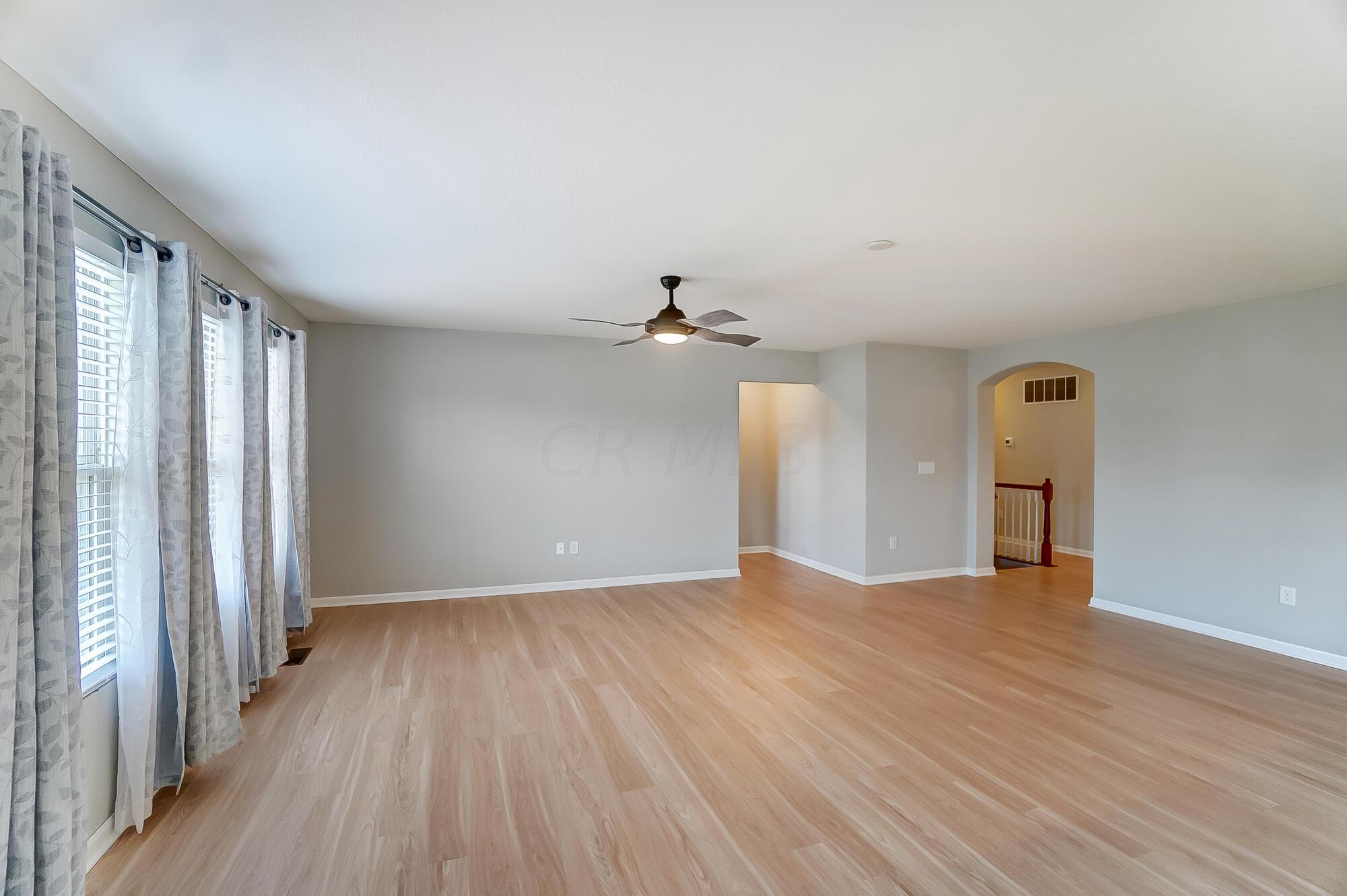 454 Randall Road Delaware, OH 43015 - Photo 7 of 37 010