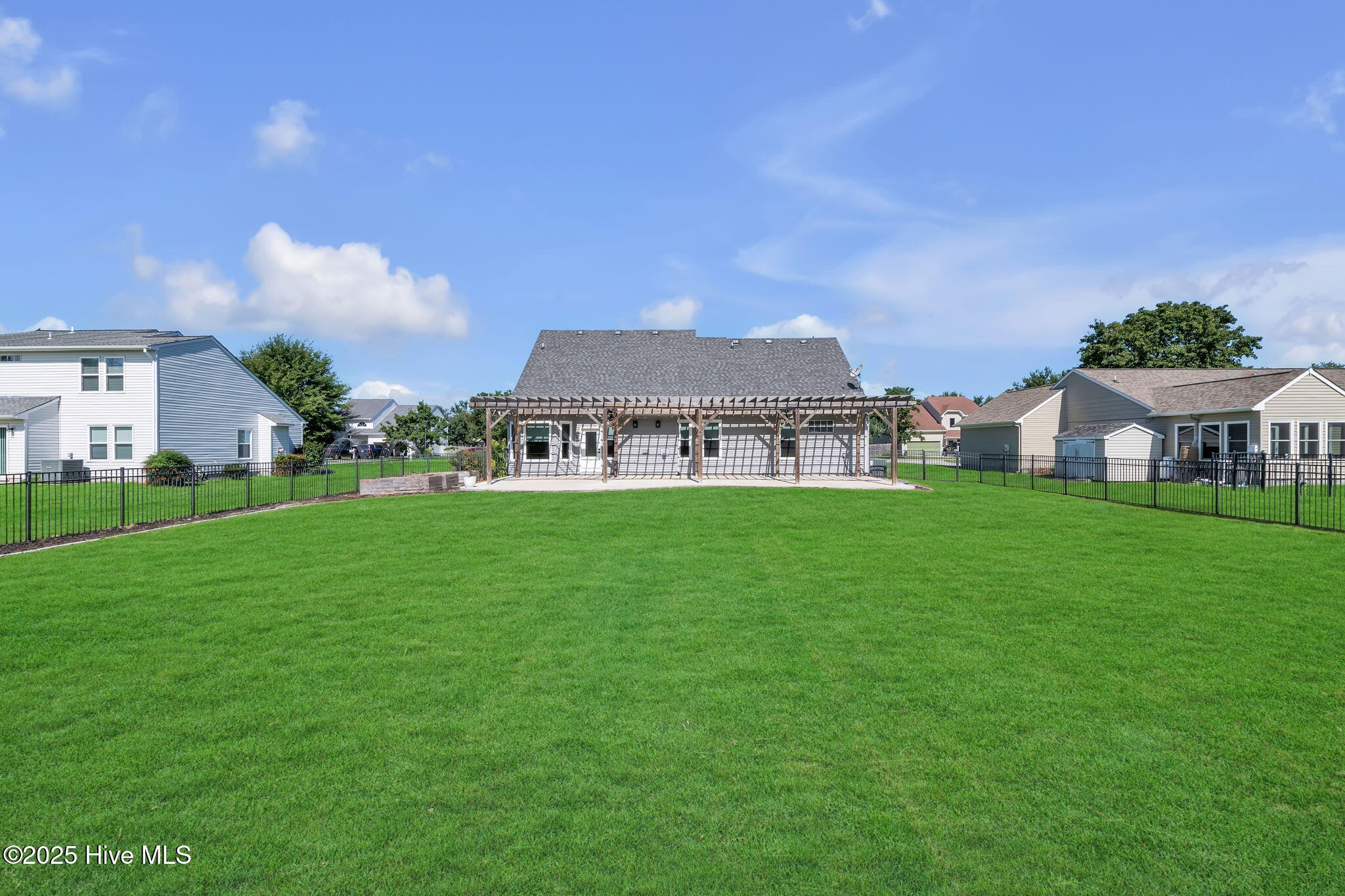 205 Eagle Creek Road Moyock, NC 27958 - Photo 4 of 63 7-web-or-mls-DSC_4574