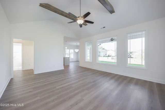 $322,500 | 103 Sunny Acres Lane, Clinton, NC 28328