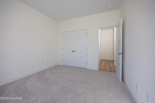 $322,500 | 103 Sunny Acres Lane, Clinton, NC 28328