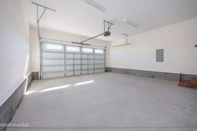 $322,500 | 103 Sunny Acres Lane, Clinton, NC 28328