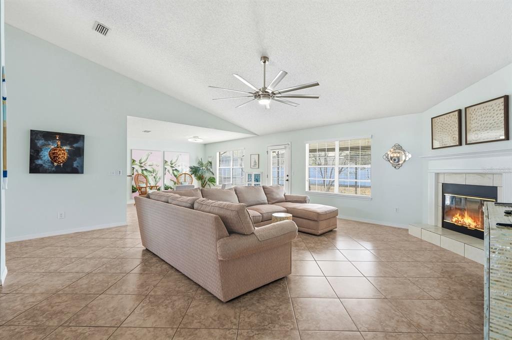 14 Roxanne Lane Palm Coast, FL 32164 - Photo 11 of 42
