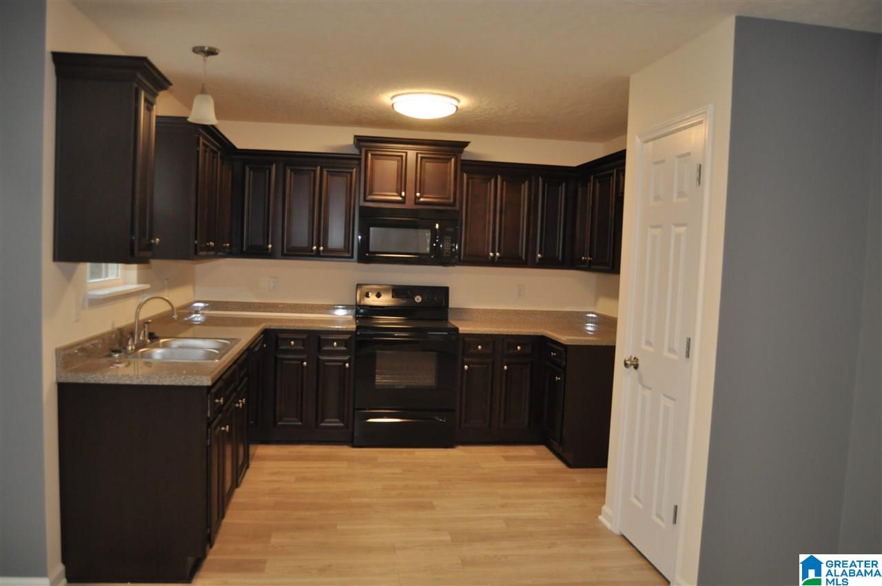 290 Bailey Road Weaver, AL 36277 - Photo 6 of 24