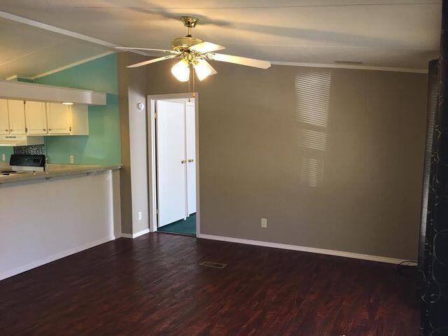262 Rugby Road Crossville, TN 38558 - Photo 4 of 15 20190424173105612200000000-o