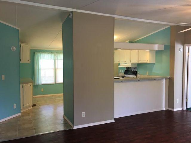 262 Rugby Road Crossville, TN 38558 - Photo 9 of 15 20190424173114228815000000-o